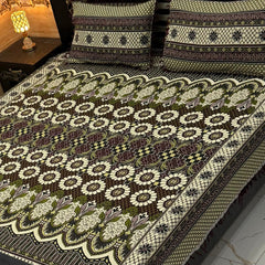Luxury Traditional Floral Bedsheet Set – Premium Printed Design with Matching Pillow Covers