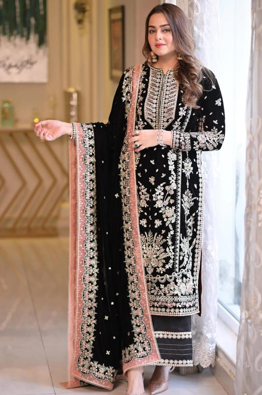 Aneela's Luxury Embroidered Chiffon Wedding Collection 3pc