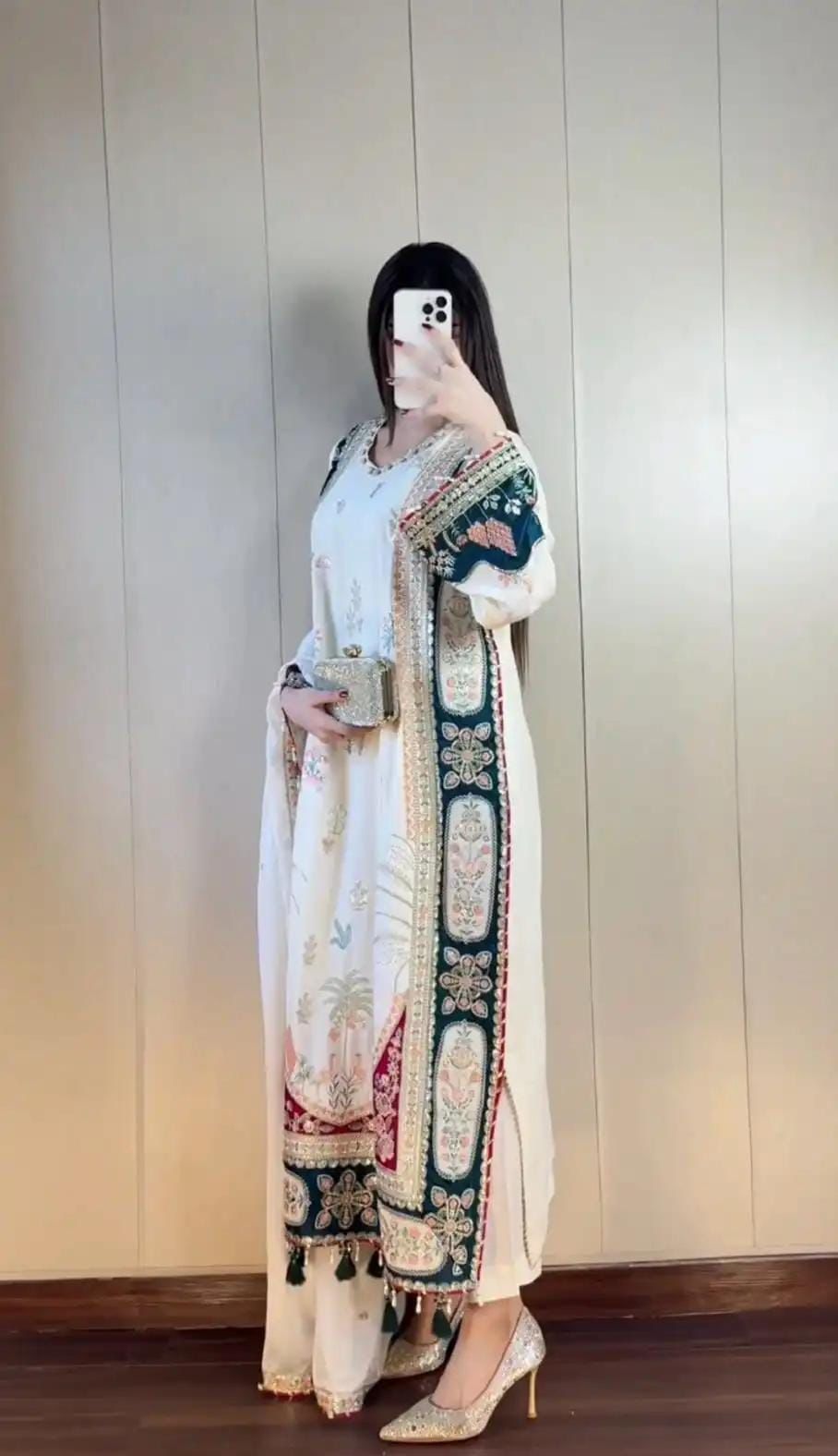 👑 Ethnic Luxury Silk 2026: Heavy Embroidered 3-Piece Ensemble! ✨