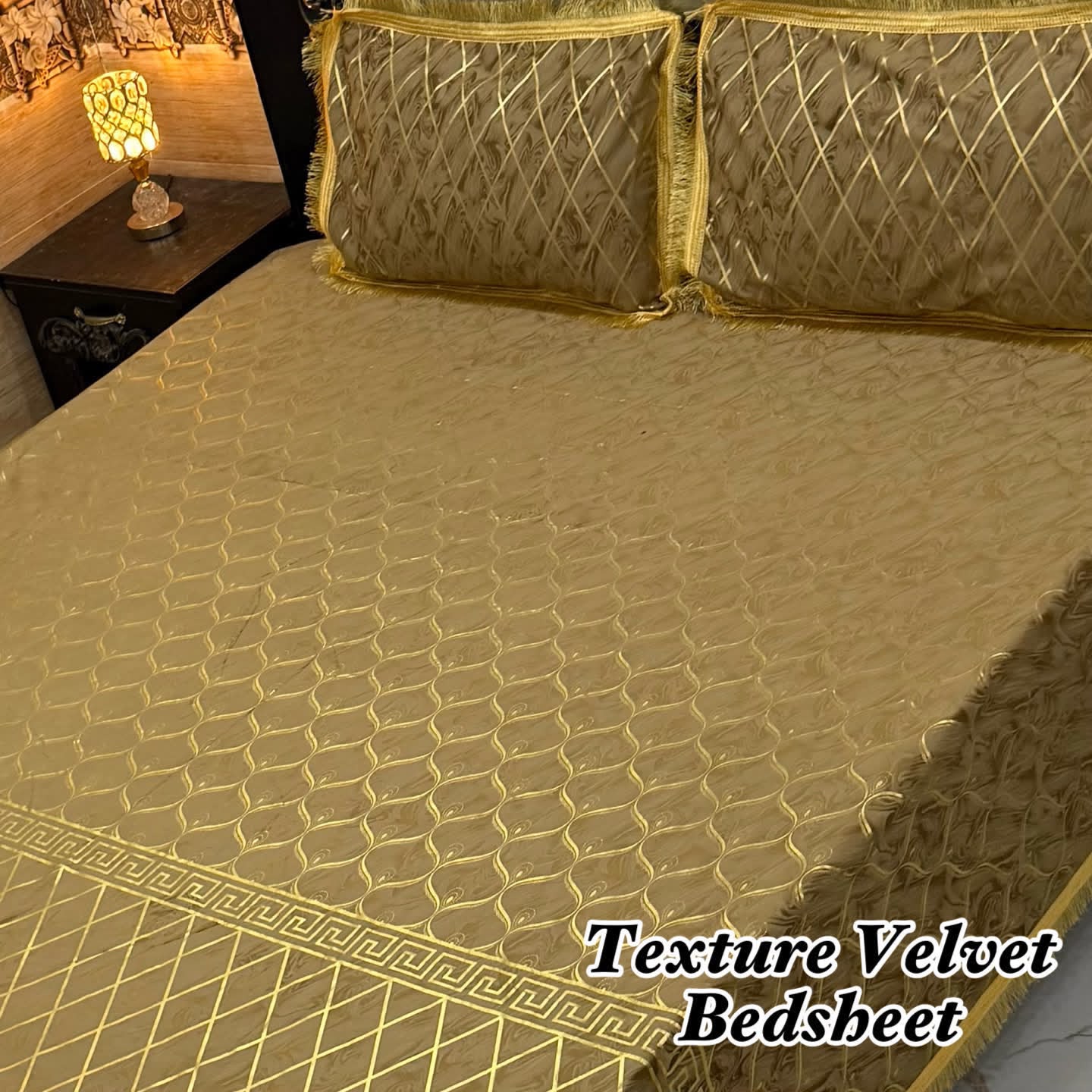 Luxury Texture Velvet Bedsheet Set – Elegant Black & Golden Premium Design