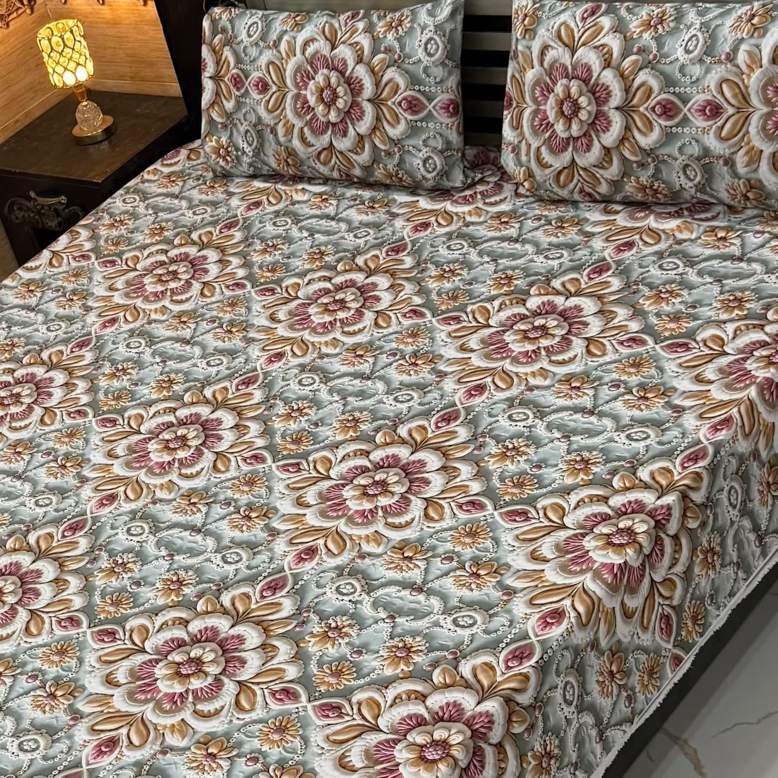 Luxury Floral Printed Bedsheet Set – Elegant 3D Rose & Daisy Design