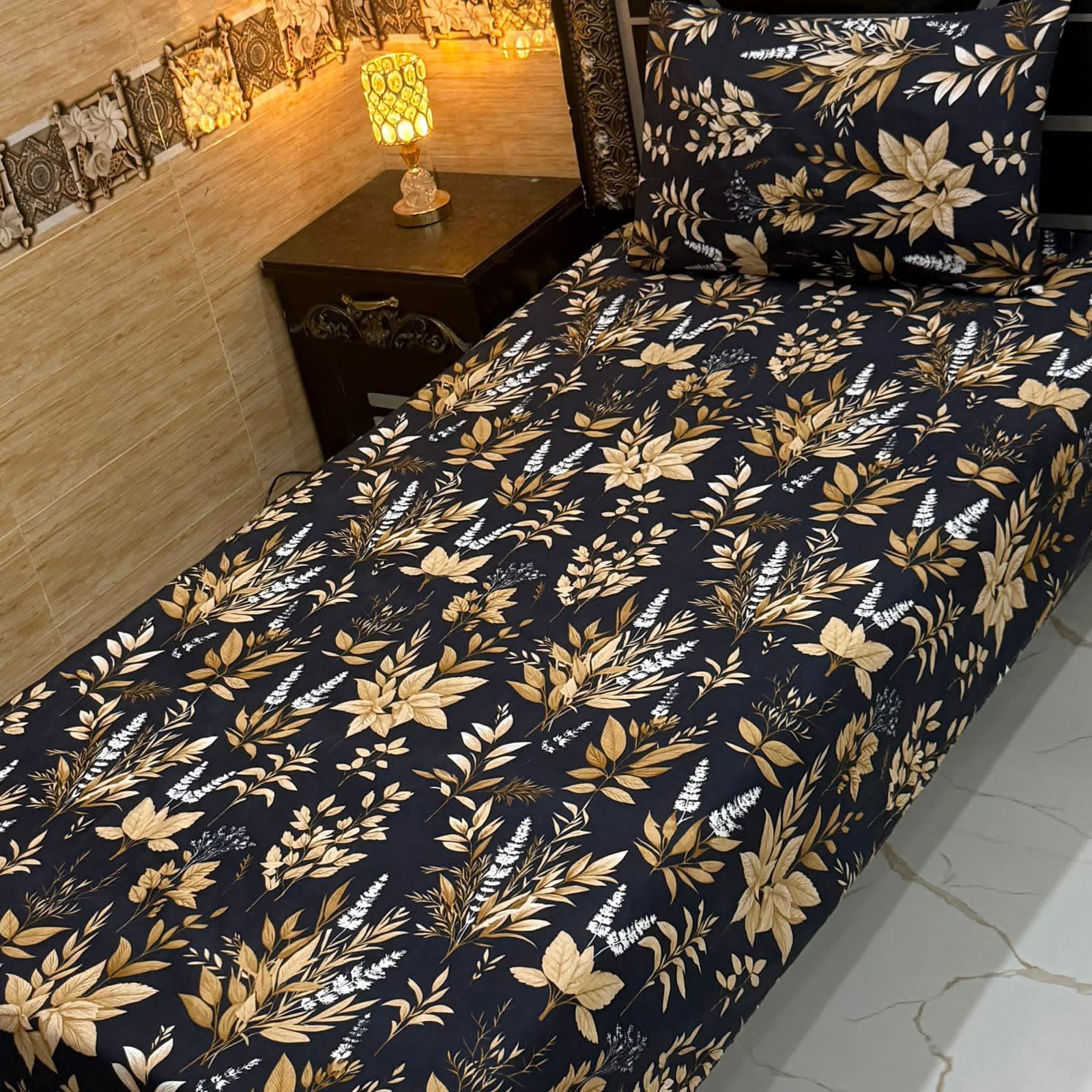 3D Crystal King Size Bedsheet Set – Luxury Medallion Print with Matching Pillow Covers