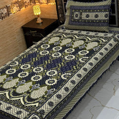 Luxury Traditional Floral Bedsheet Set – Premium Printed Design with Matching Pillow Covers