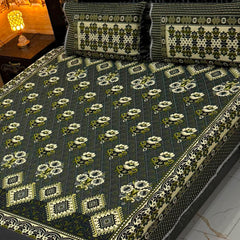 Luxury Traditional Floral Bedsheet Set – Premium Printed Design with Matching Pillow Covers